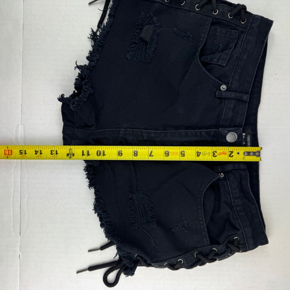 Forever 21 Premium Denim Black Lace Up Side Distressed Jean Shorts Womens 28 - Picture 8 of 10